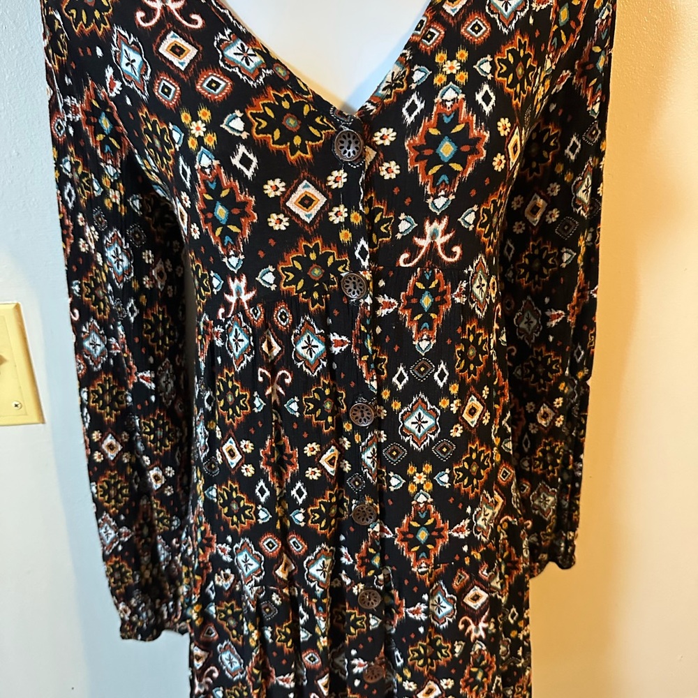 Dress - Picture 3 of 4